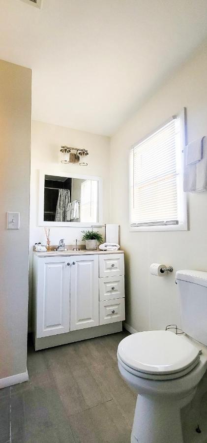 Great 2 Bedroom Condo,Free Parking,Easy Commute. Irvington Exteriér fotografie